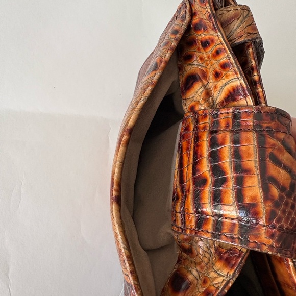 Brahmin Vintage Brown Leather Crossbody Bag - Picture 7 of 11